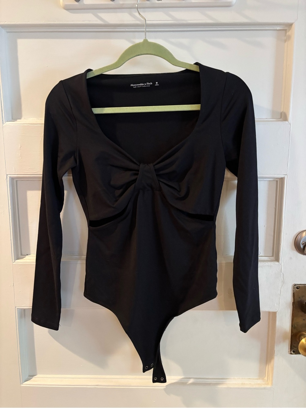 Abercrombie & Fitch Black Long-Sleeve Twist-Front Cutout Bodysuit